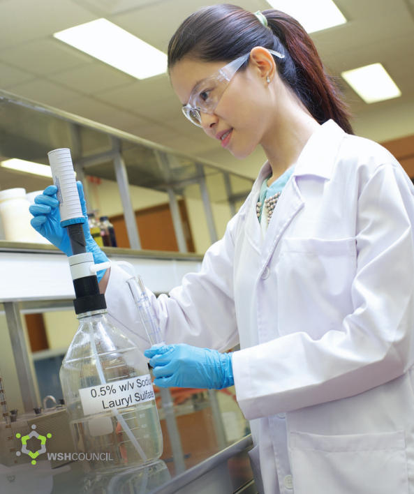 Safe Chemical Handling in Laboratory Environments